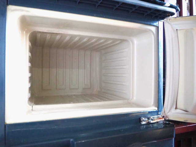 家庭用の冷凍庫の処分方法