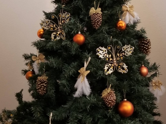 クリスマスツリーの捨て方・処分方法