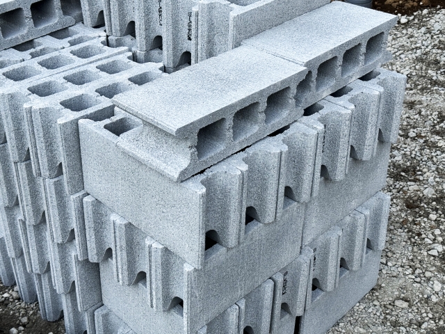 家庭で排出したコンクリートブロックの処分方法