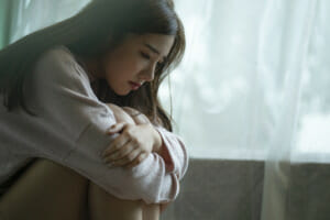 ゴミ屋敷は精神疾患が関係していることも?病気の種類や対処法を解説