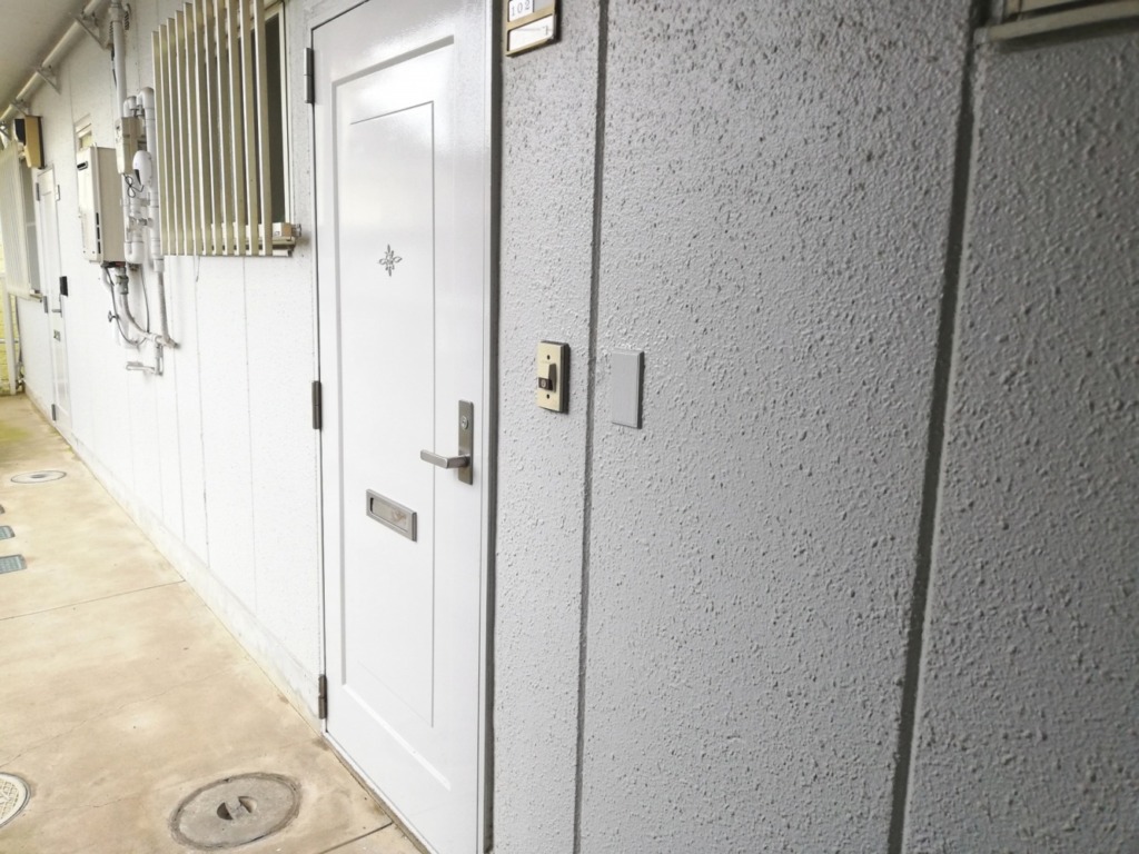 マンション隣人がゴミ屋敷のときのやってはいけない対処法