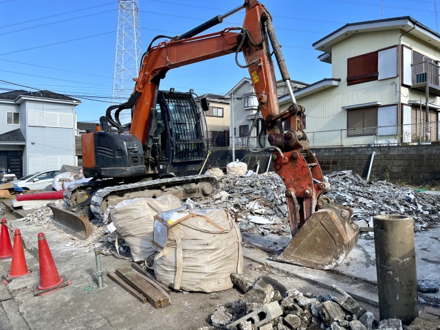 解体費用（坪単価）に影響を及ぼす要因
