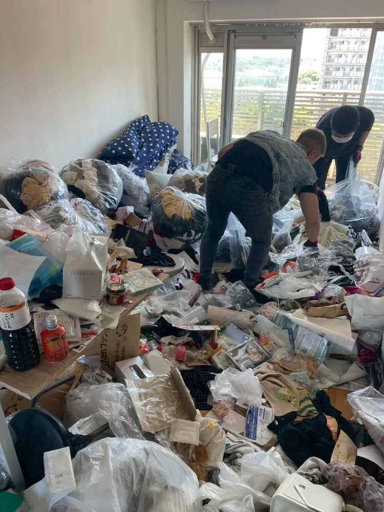ゴミ屋敷の清掃